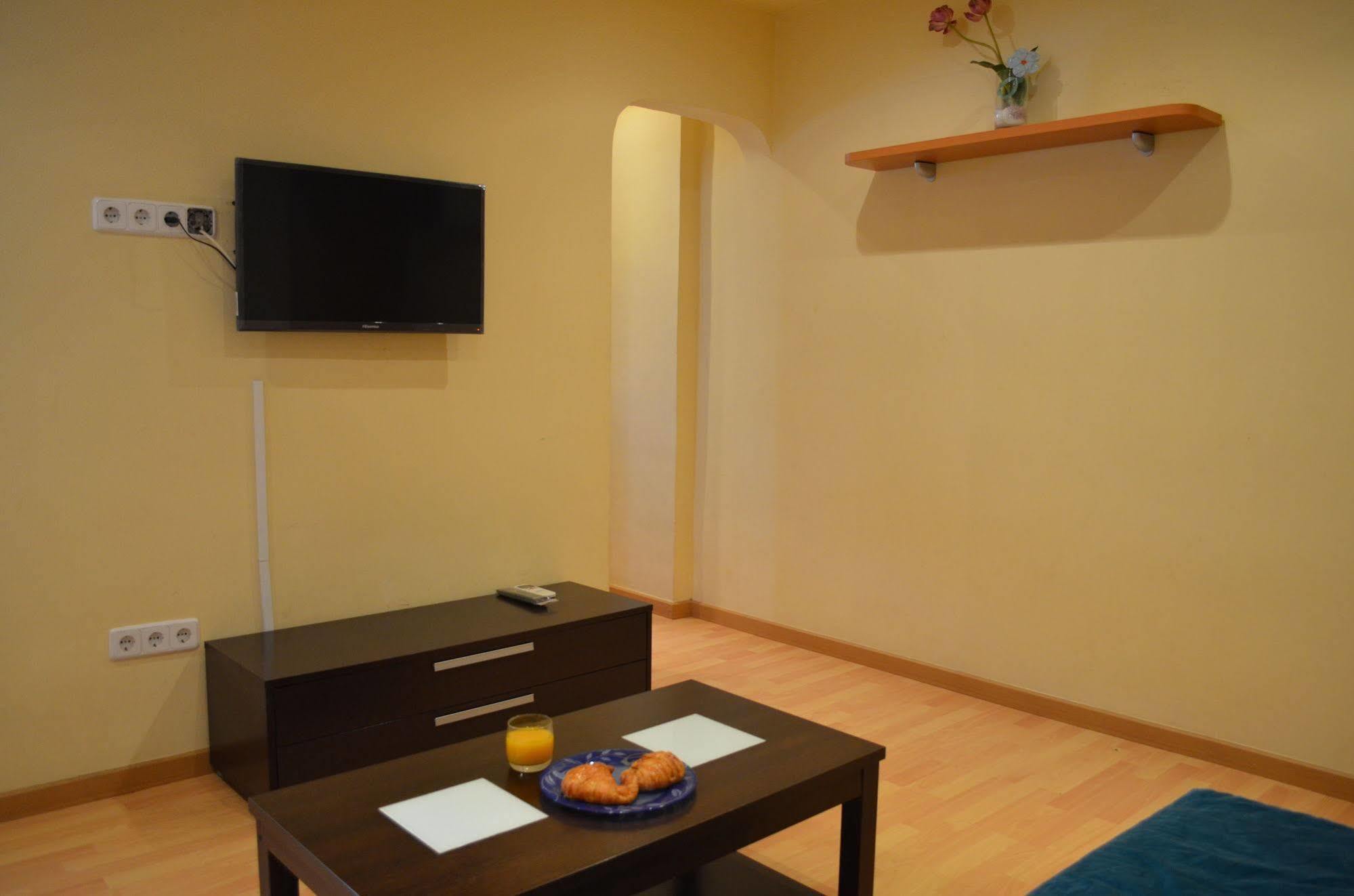 Apartment Bed&Bcn Sant Andreu II Barcelona Eksteriør bilde